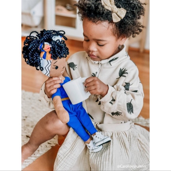 EXCLUSIVE HarperIman Mia 14” Plush Linen Doll - Picture 7 of 10